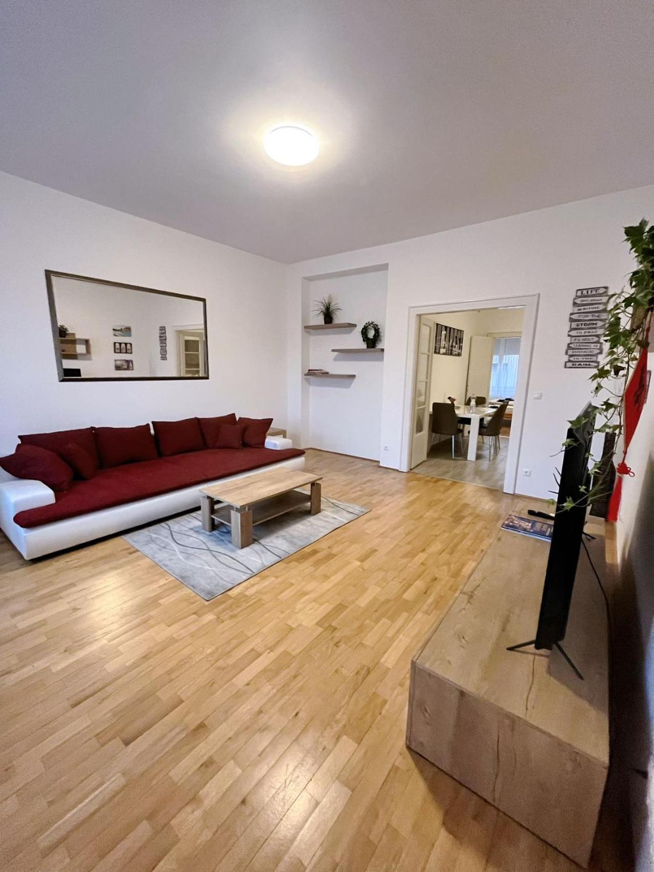 Boutique Family Apartment In The Heart Of City Budapest Exterior foto